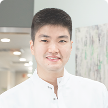 Headshot of Dr. Kang